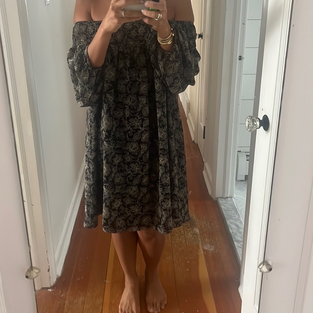 Susana Monaco off shoulder dress